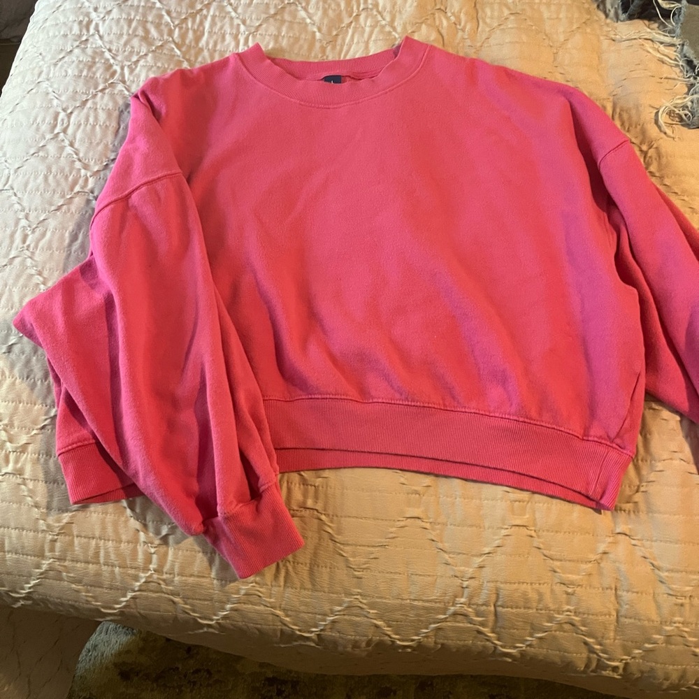 Old Navy Pink Cropped Sweatshirt